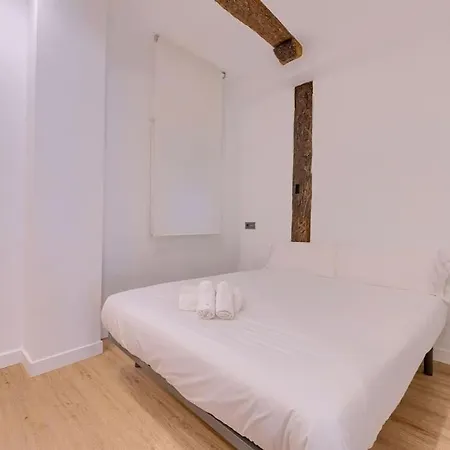 Artekale & Pintxos In Old Town *