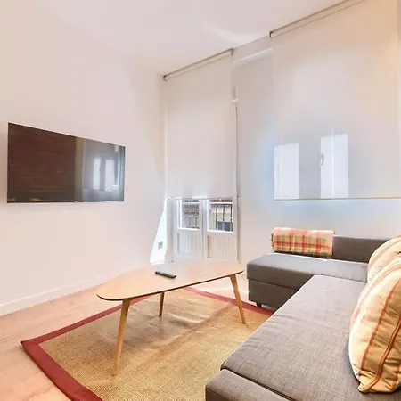 Artekale & Pintxos In Old Town * Bilbao