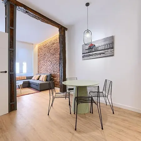 Artekale & Pintxos In Old Town